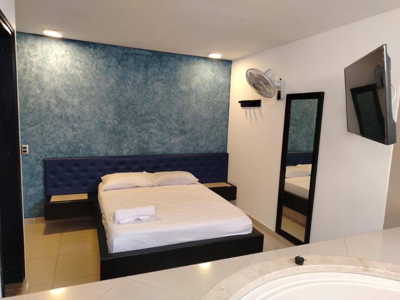 Hotel Country เมเดยิน ภายนอก รูปภาพ